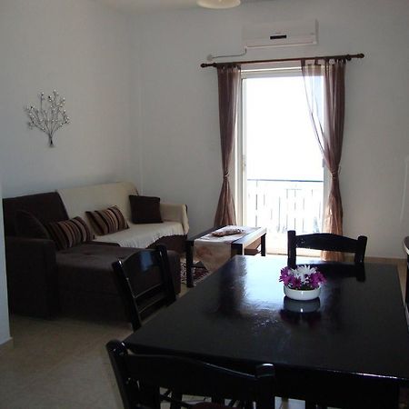 Fantasia Apartment Λάκωνες Εξωτερικό φωτογραφία