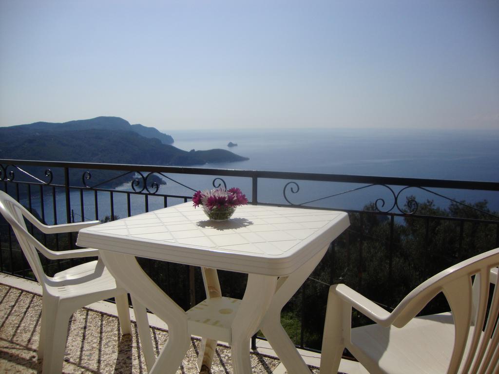 Fantasia Apartment Λάκωνες Εξωτερικό φωτογραφία