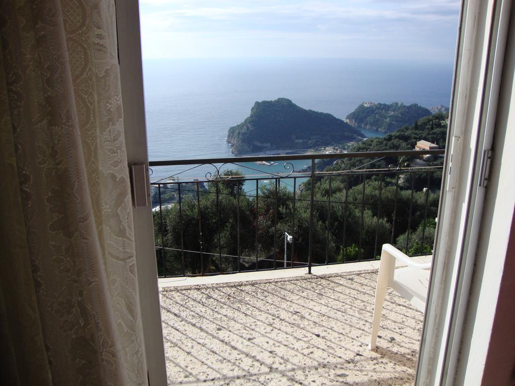 Fantasia Apartment Λάκωνες Εξωτερικό φωτογραφία