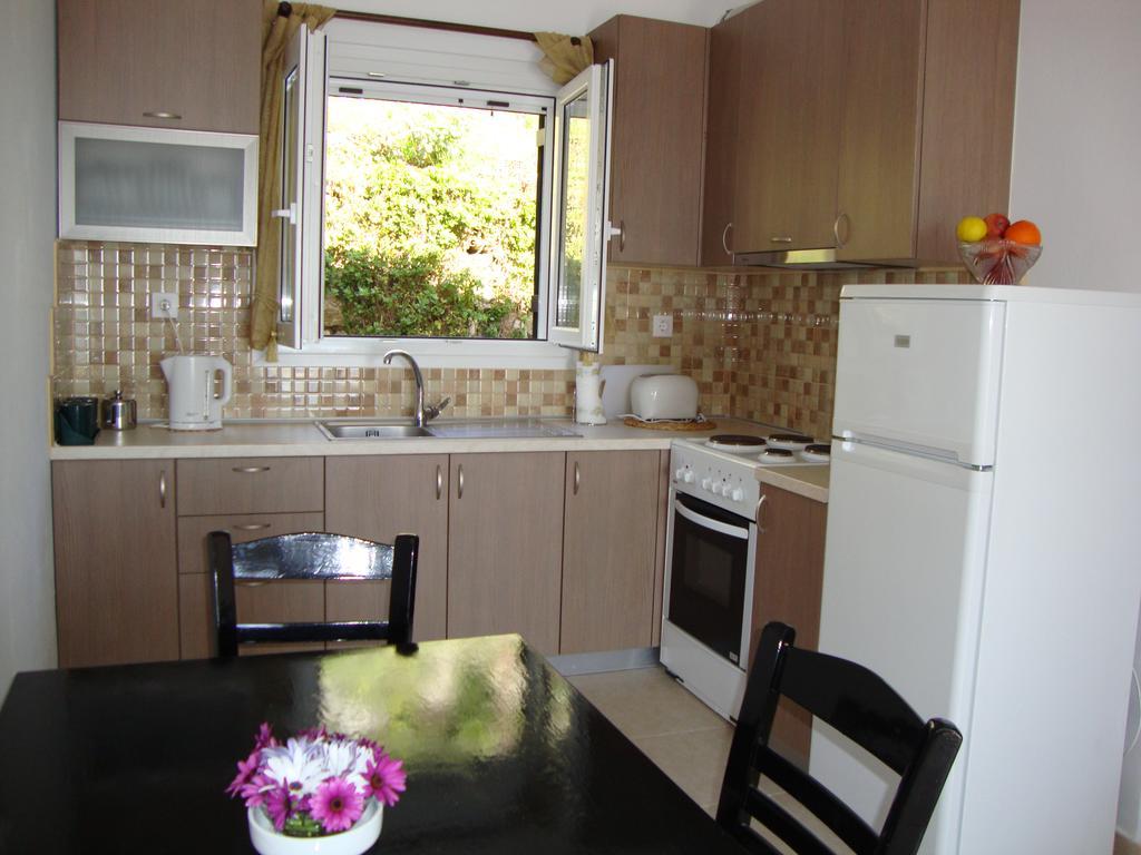 Fantasia Apartment Λάκωνες Εξωτερικό φωτογραφία
