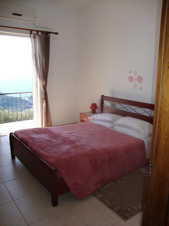 Fantasia Apartment Λάκωνες Εξωτερικό φωτογραφία